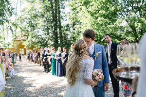 SO! Da wird Hochzeit gefeiert!